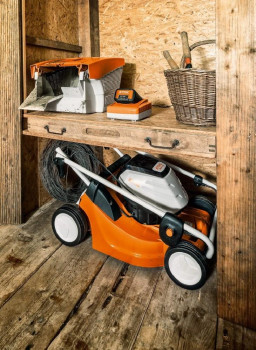 Preview: Akku-Rasenmäher RMA 443 Grundgerät